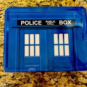 Tardis lunch box doctor who